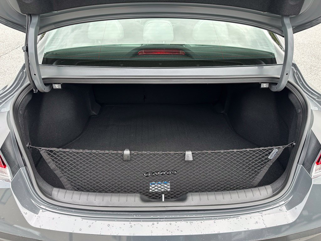 New 2026 Hyundai Elantra SEL Sport FWD image 23