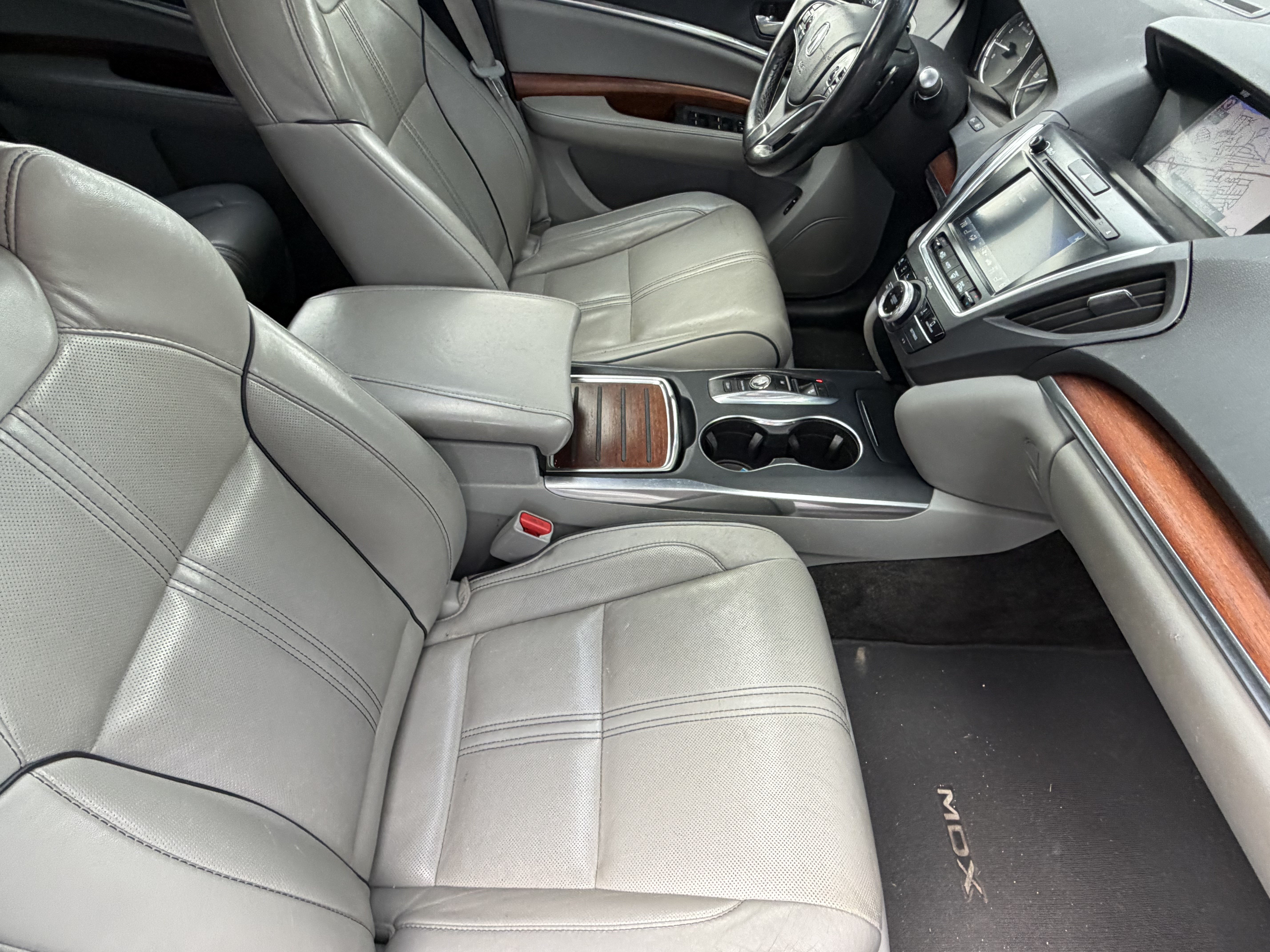 Used 2018 Acura MDX FWD w/ Advance Package image 42