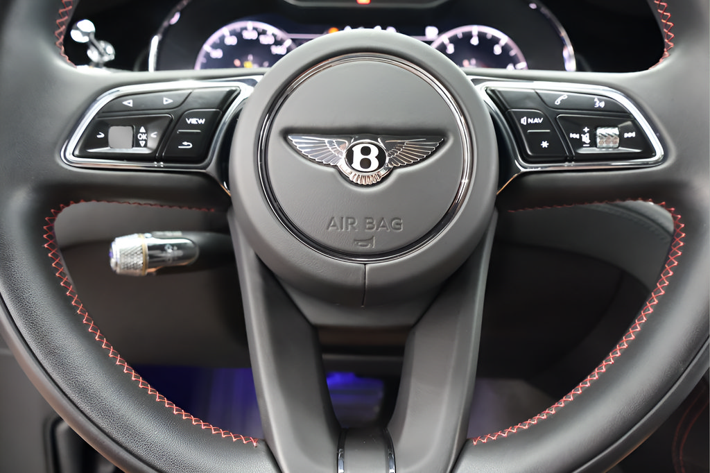 Used 2022 Bentley Continental GT AWD/4WD image 25