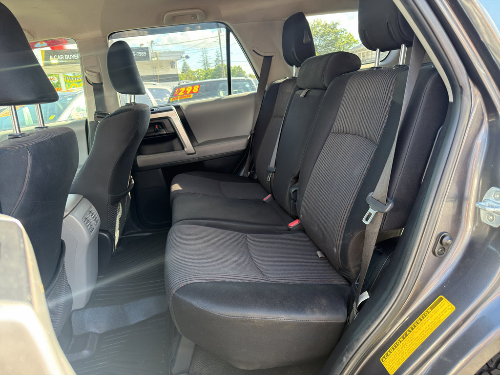 Used 2013 Toyota 4Runner SR5 AWD/4WD image 15