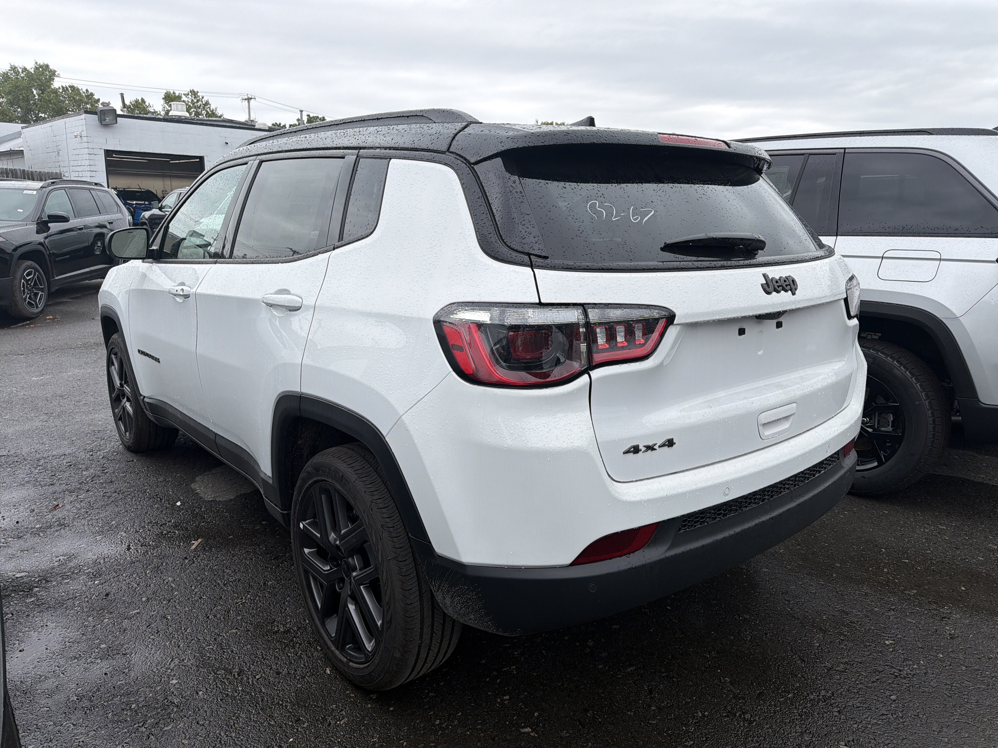 New 2026 Jeep Compass Limited w/ Sun, Sound & Navigation Group AWD/4WD image 5