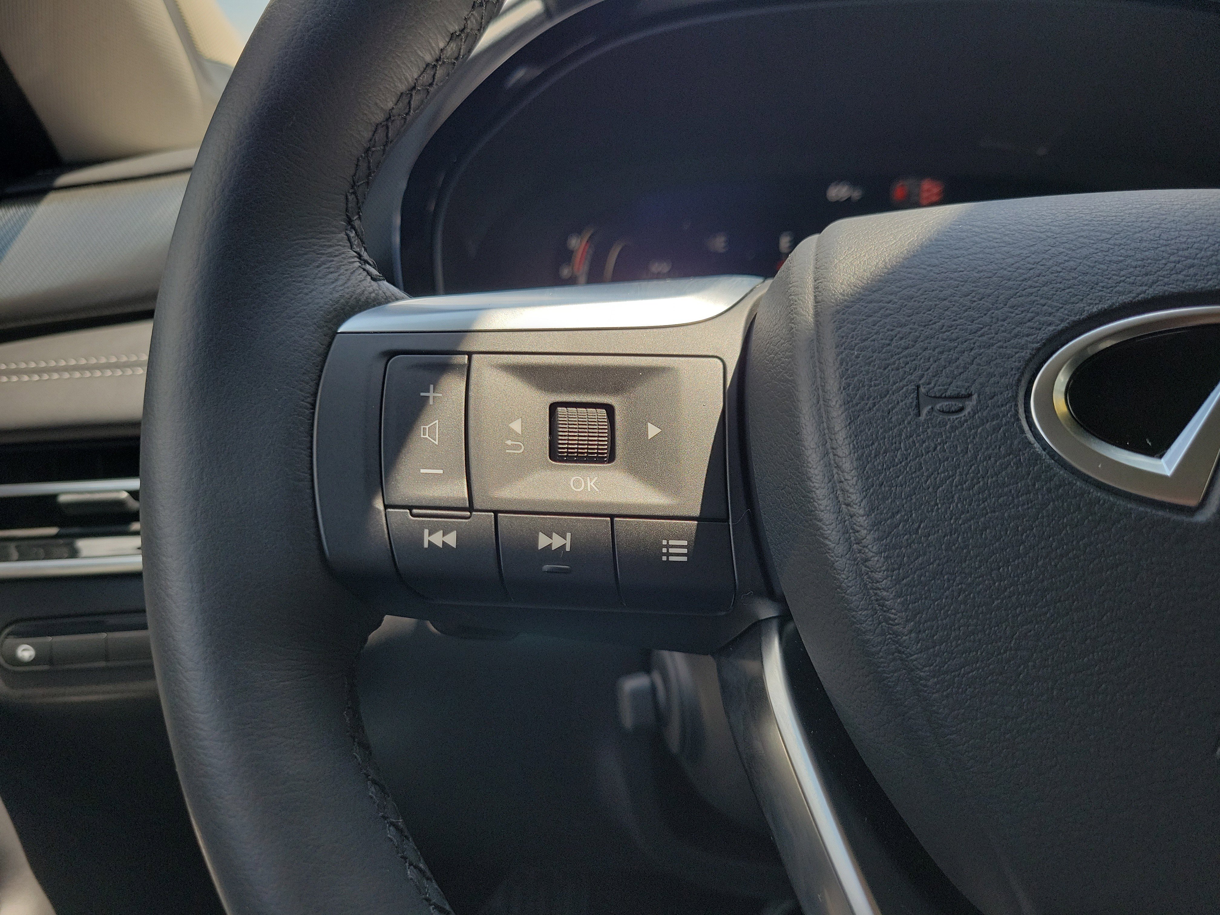 Certified 2026 INFINITI QX60 Luxe w/ Cargo Package image 27