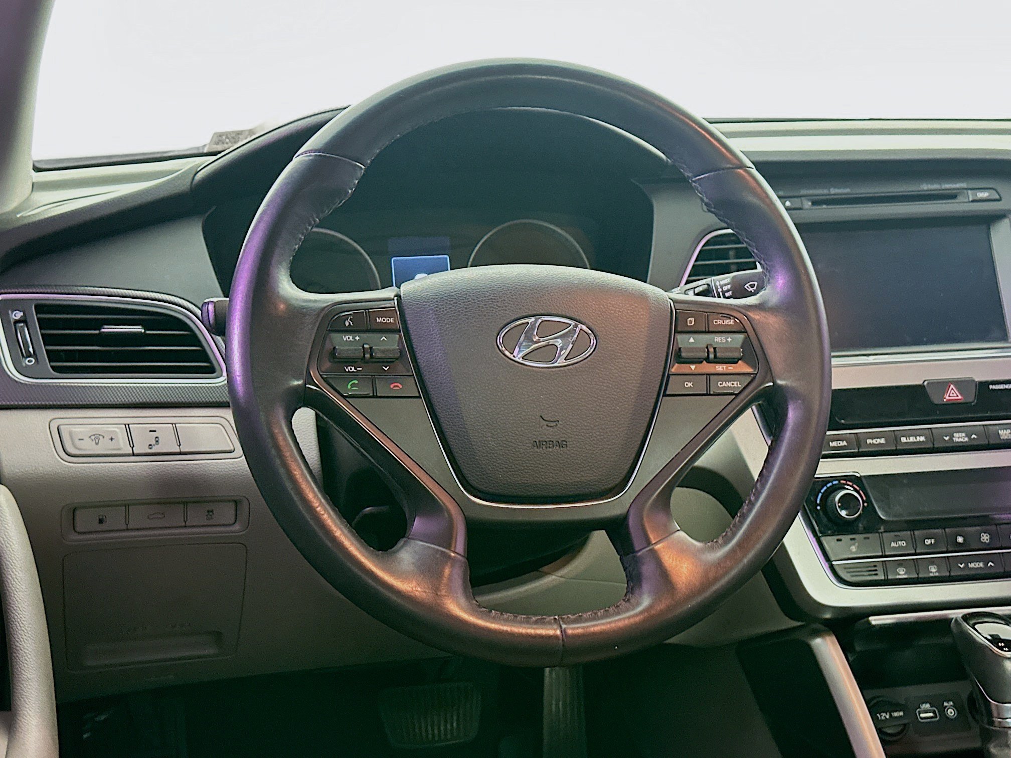 Used 2015 Hyundai Sonata Sport w/ Option Group 04 FWD image 18