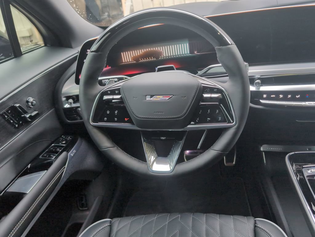 New 2026 Cadillac Lyriq V image 25
