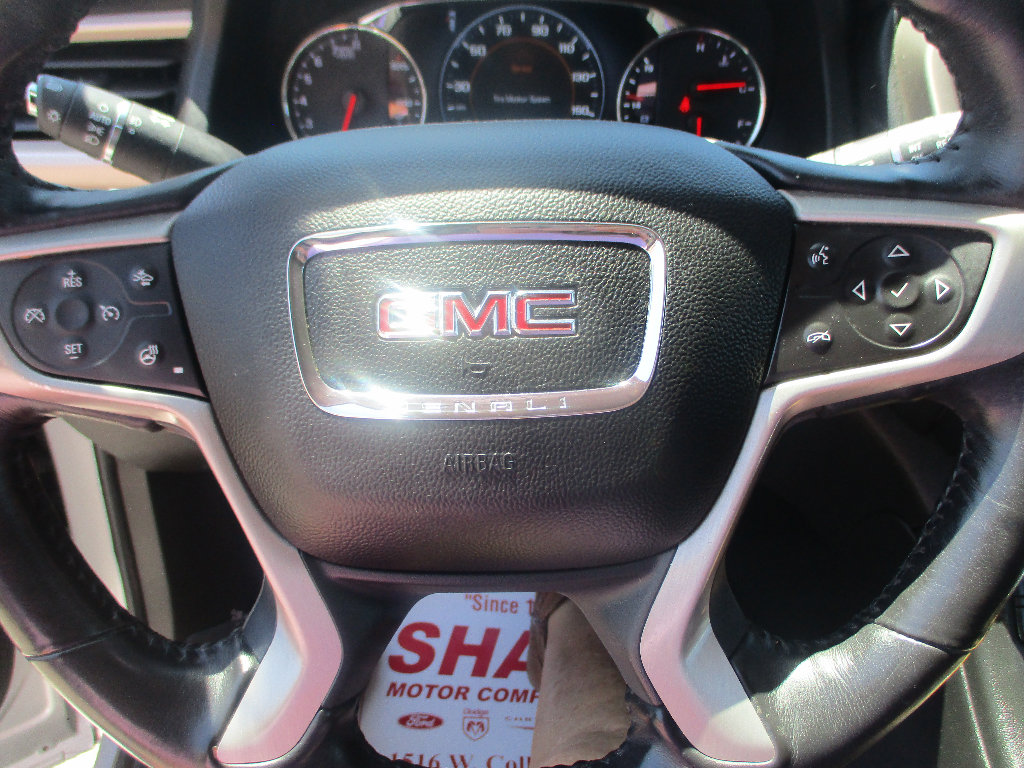 Used 2019 GMC Acadia Denali w/ Technology Package FWD image 11