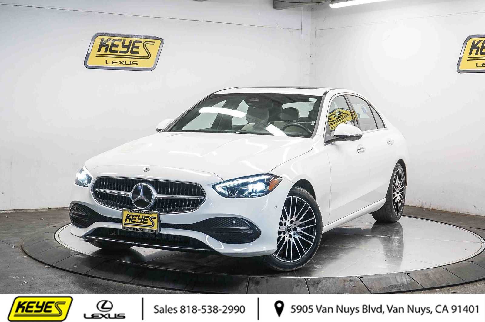 Used 2025 Mercedes-Benz C 300 4MATIC Sedan image 1