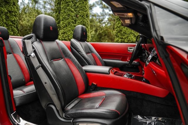 Used 2016 Rolls-Royce Dawn RWD image 43
