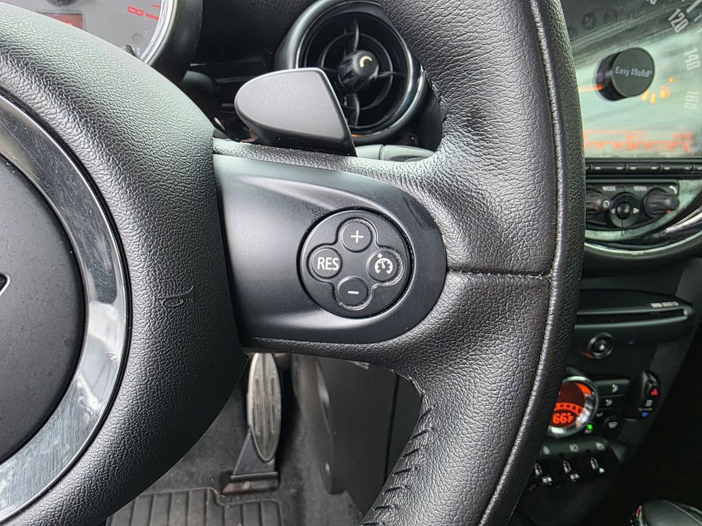 Used 2015 MINI Cooper S image 20