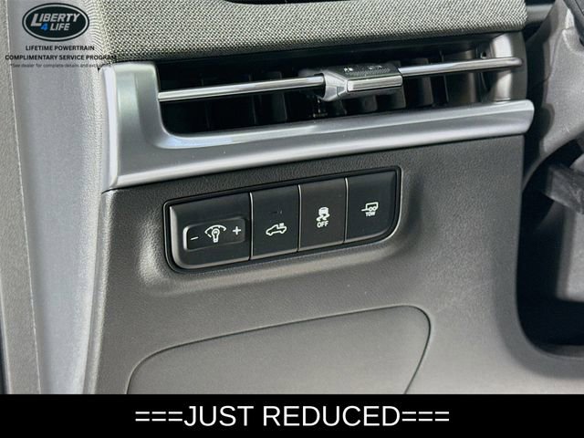 Used 2025 Hyundai Santa Cruz Limited image 10