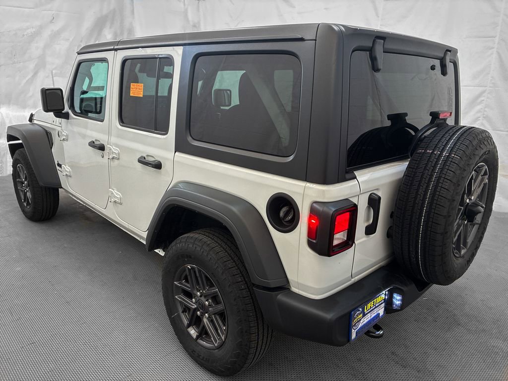 Used 2025 Jeep Wrangler Sport S AWD/4WD image 5