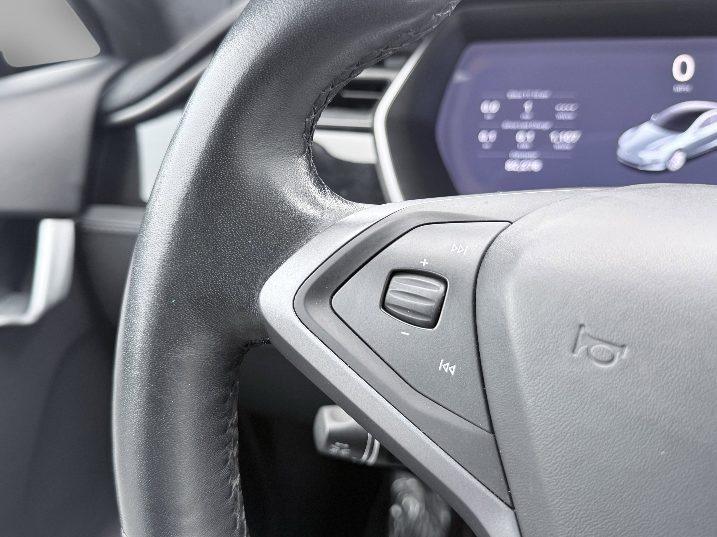 Used 2020 Tesla Model S Long Range Plus image 71