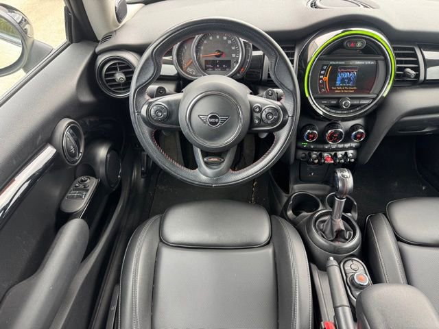 Used 2019 MINI Cooper S w/ Premium Package image 20