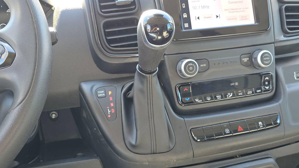 Used 2025 RAM ProMaster 2500 w/ Convenience Group FWD image 39
