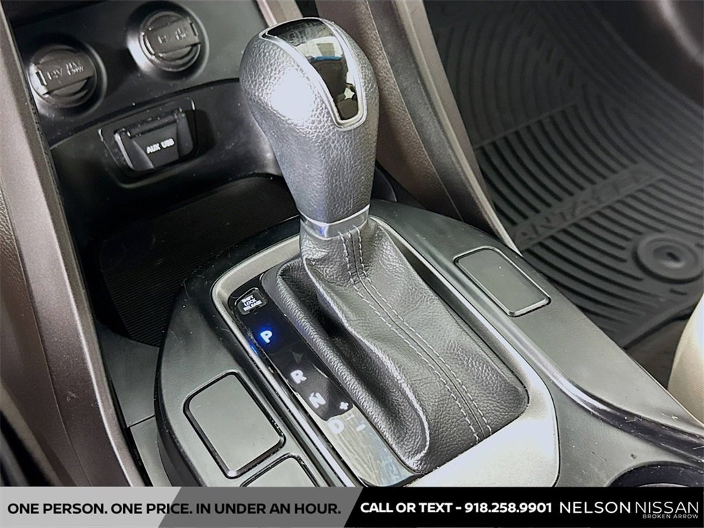 Used 2016 Hyundai Santa Fe Sport image 15