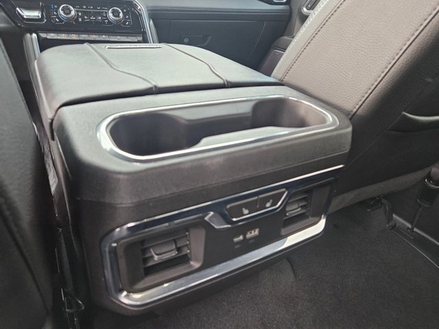 Used 2024 GMC Sierra 2500 Denali w/ Technology Package image 16
