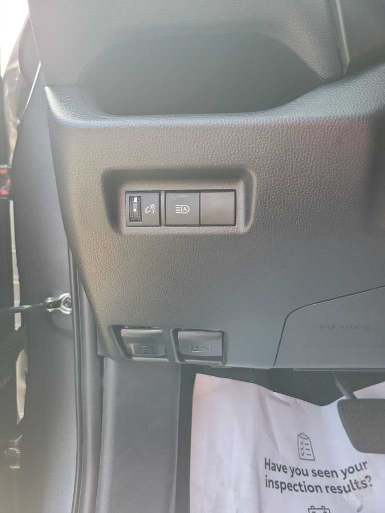 Used 2024 Toyota RAV4 LE FWD image 36