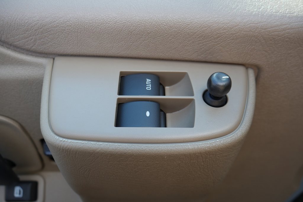 New 2025 Chevrolet Express 2500 w/ Driver Convenience Package image 23