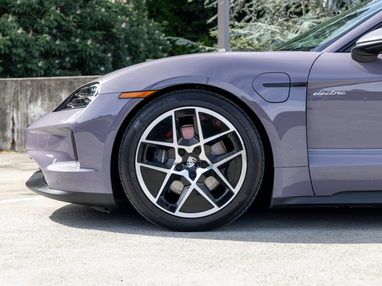 Certified 2025 Porsche Taycan image 13