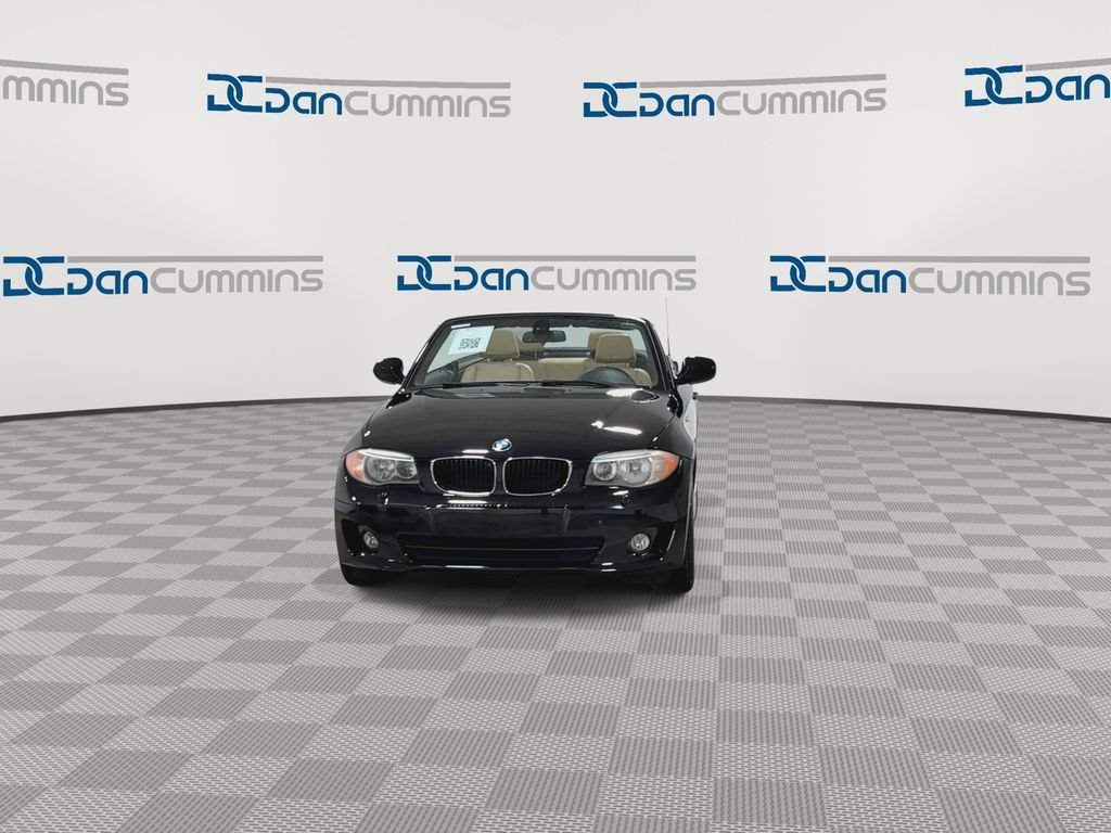 Used 2013 BMW 128i Convertible RWD image 3
