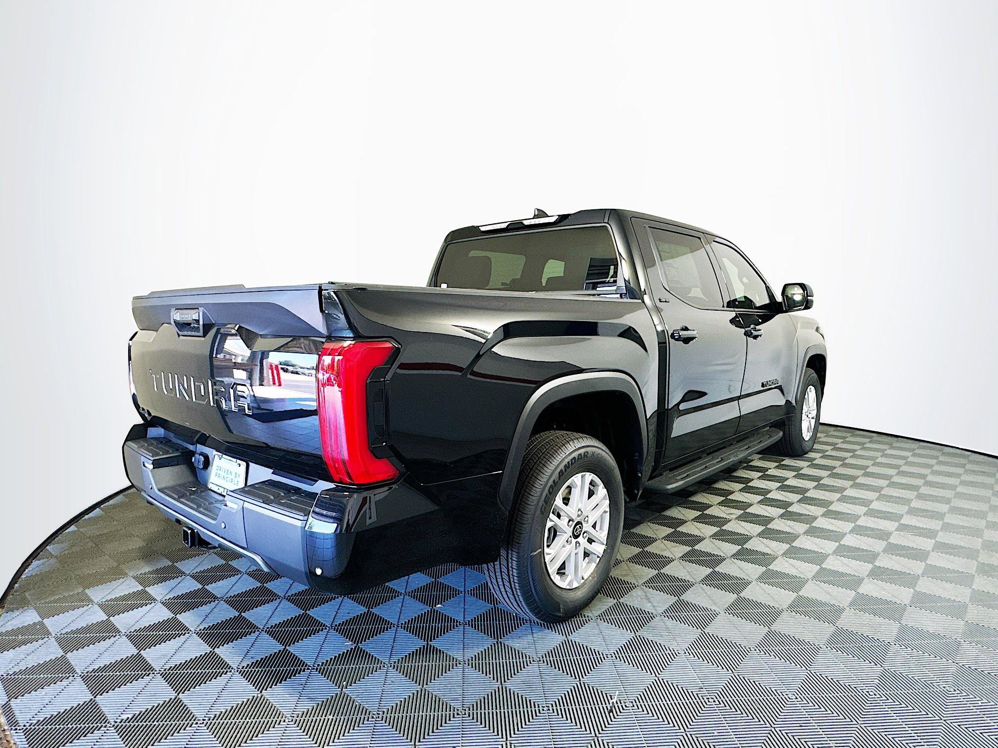New 2026 Toyota Tundra SR5 image 7