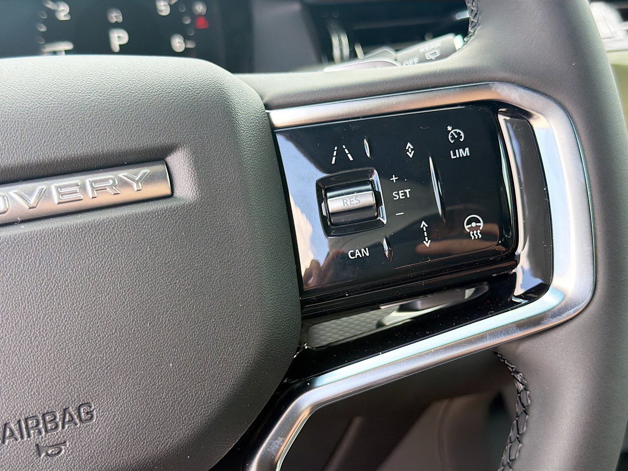 New 2026 Land Rover Discovery Sport Landmark AWD/4WD image 39