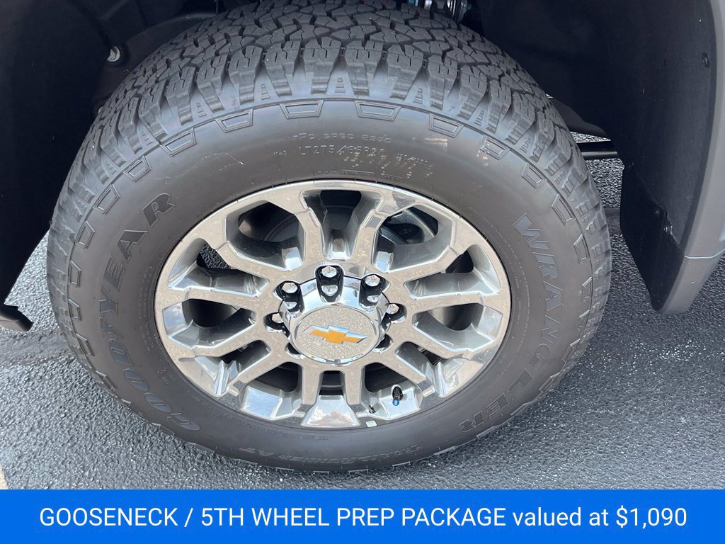 New 2026 Chevrolet Silverado 3500 LTZ w/ LTZ Premium Package AWD/4WD image 6