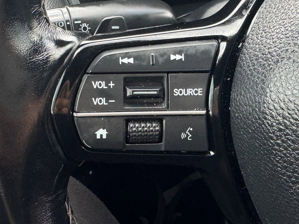 Used 2025 Honda Civic Sport image 24