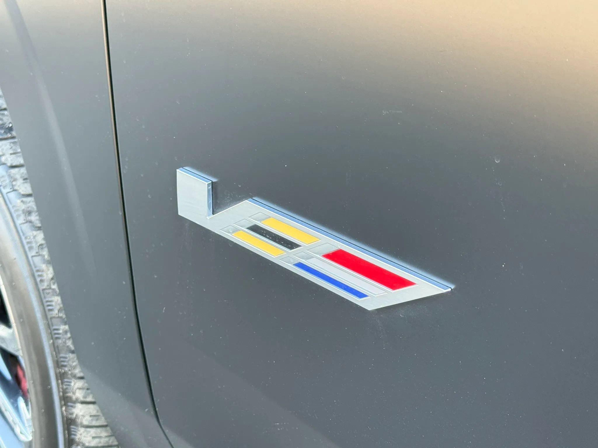 Used 2024 Cadillac Escalade ESV V image 6