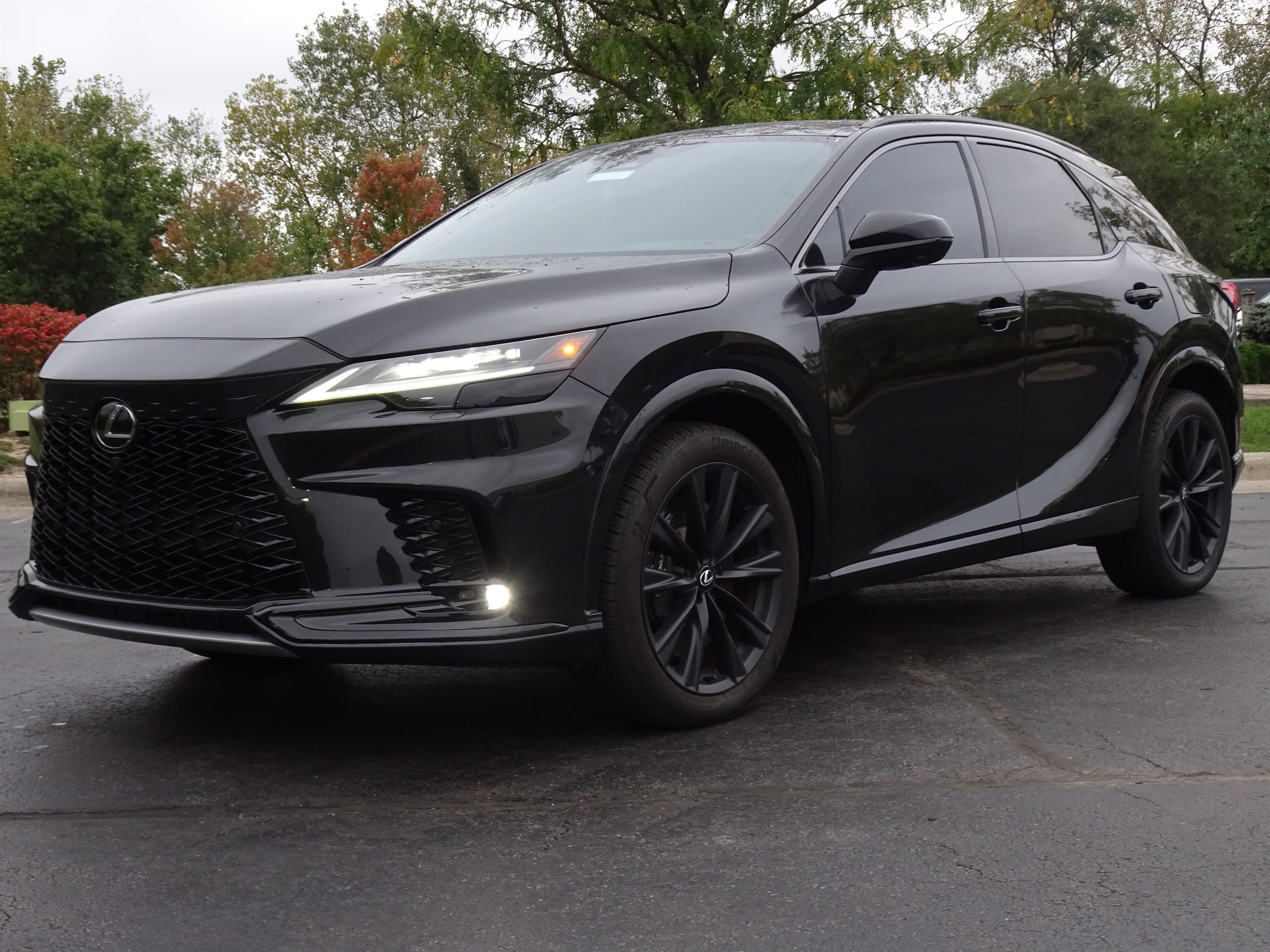 Used 2023 Lexus RX 500h F Sport w/ Accessory Package (2T) AWD/4WD image 2