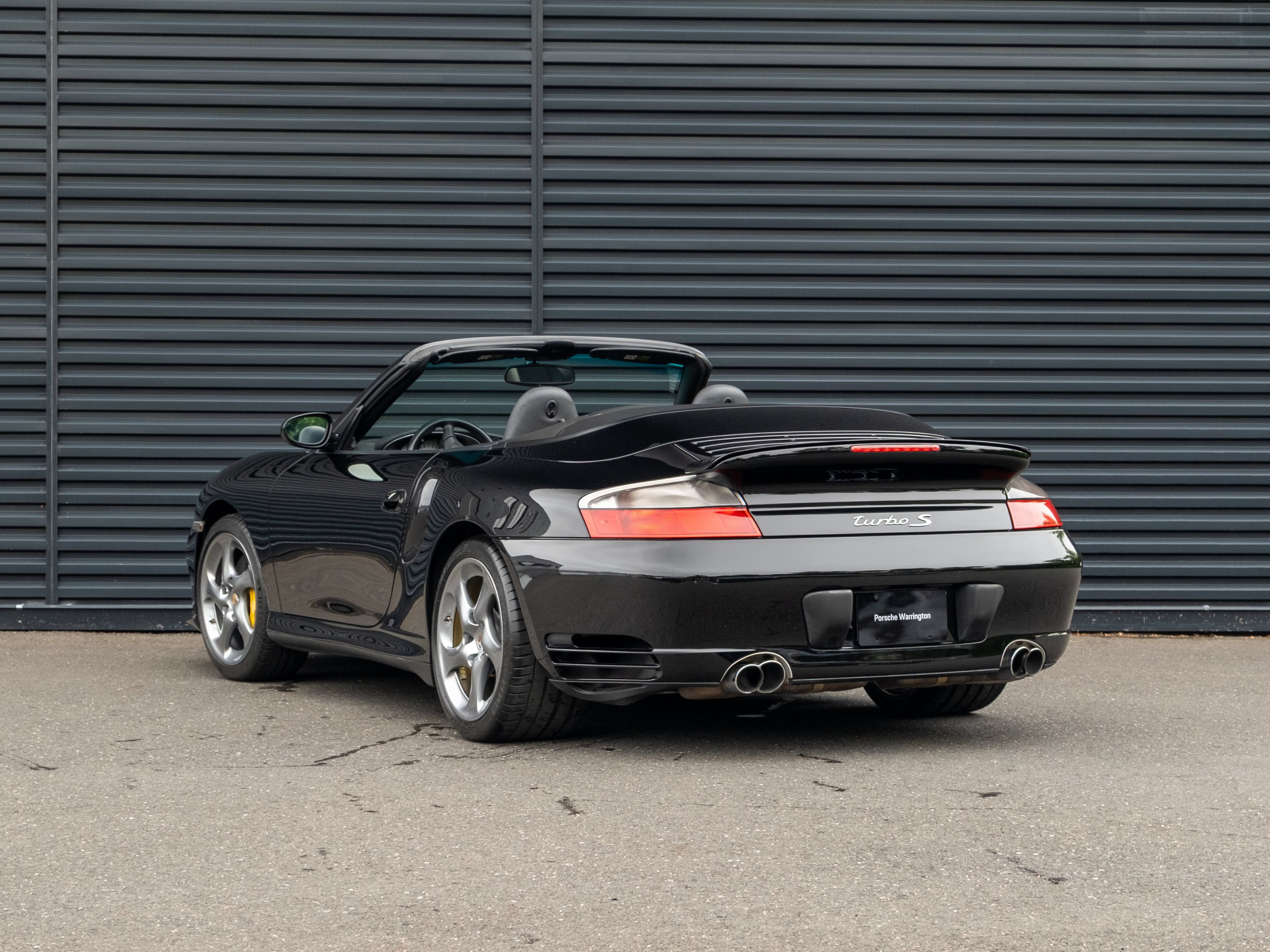 Used 2005 Porsche 911 Turbo AWD/4WD image 3