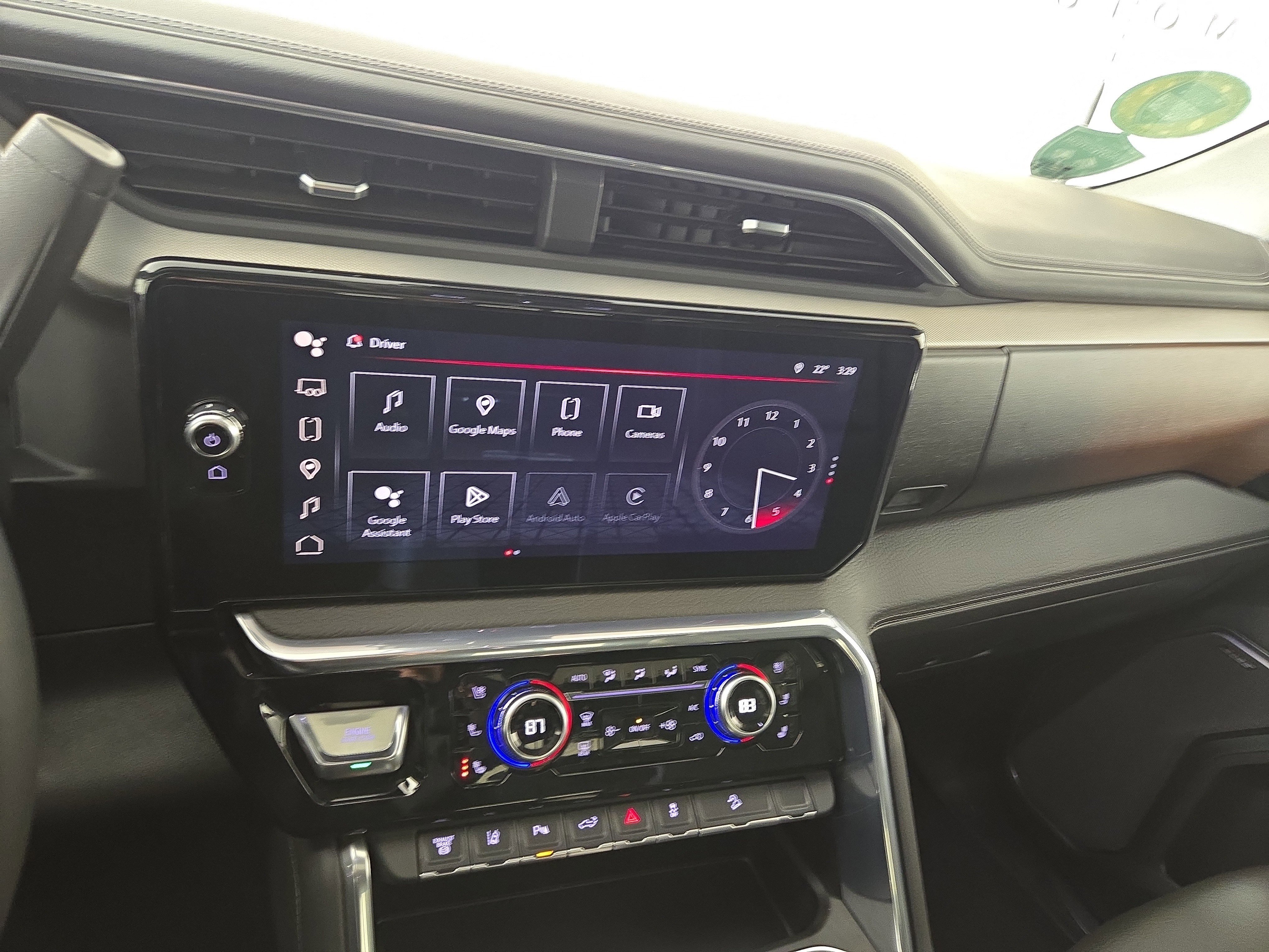 Certified 2025 GMC Sierra 3500 Denali w/ Denali Reserve Package image 23