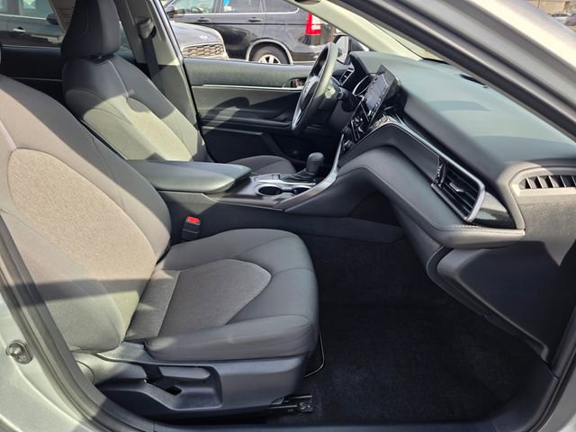 Used 2023 Toyota Camry LE w/ Convenience Package image 10
