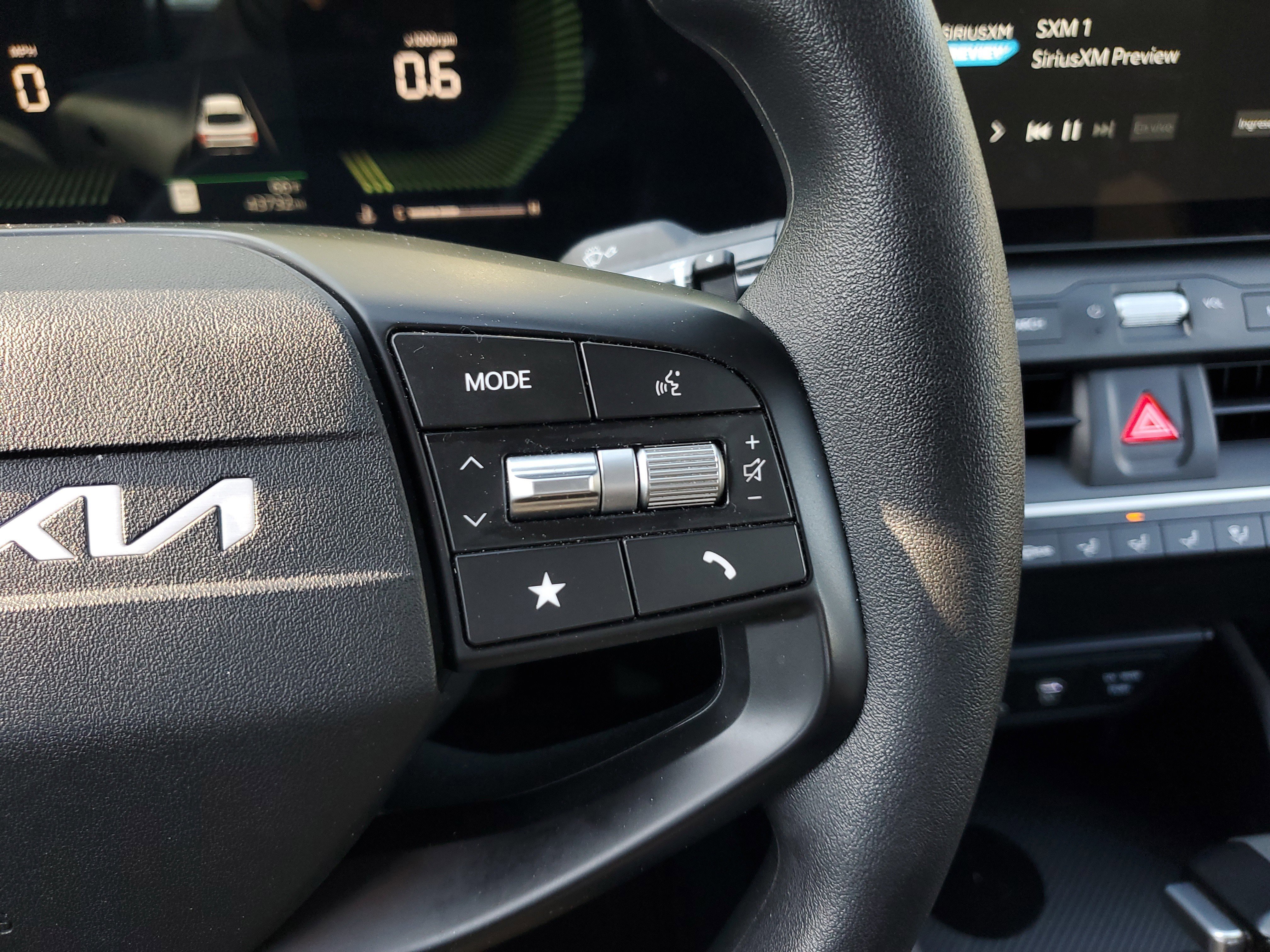 Used 2025 Kia K4 LX image 20