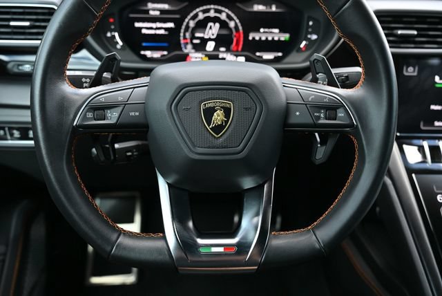 Used 2023 Lamborghini Urus S AWD/4WD image 48
