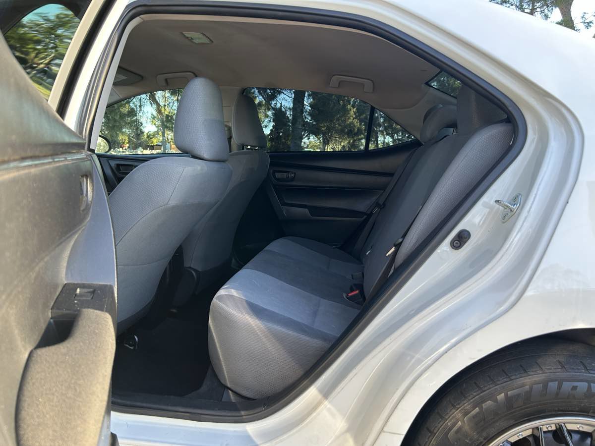 Used 2017 Toyota Corolla L w/ Carpet Mat Package (TMS) FWD image 19