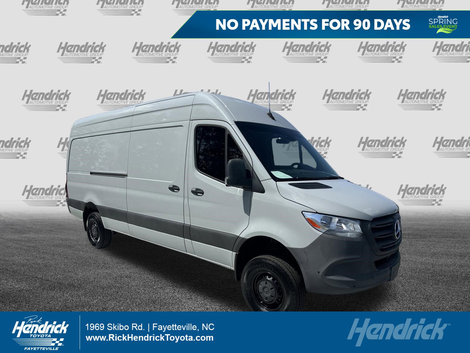 Used 2023 Mercedes-Benz Sprinter 2500 image 1
