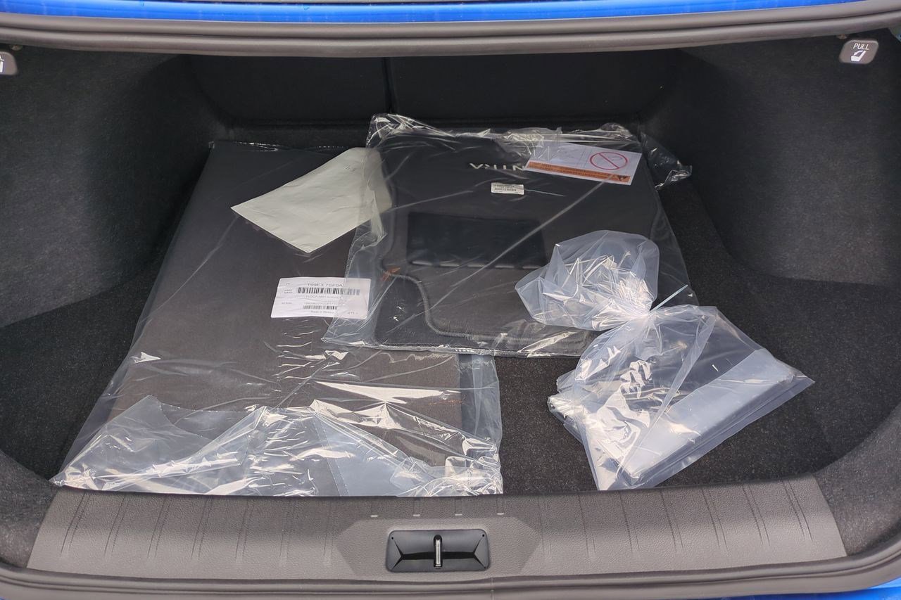 New 2026 Nissan Sentra SR w/ Floor Mat Package FWD image 30