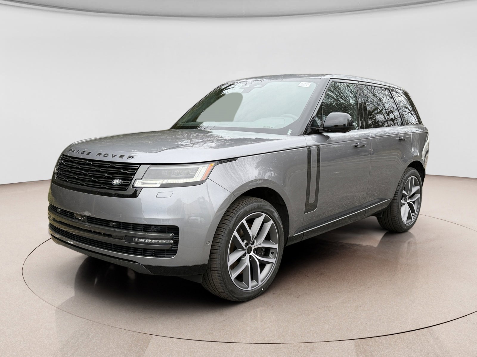 New 2026 Land Rover Range Rover SE