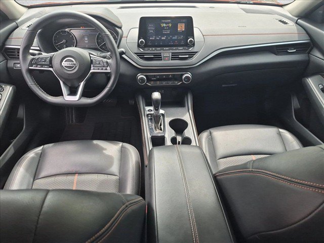 Used 2021 Nissan Altima 2.5 SR FWD image 15