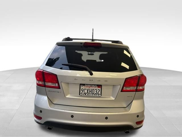 Used 2013 Dodge Journey SXT image 4