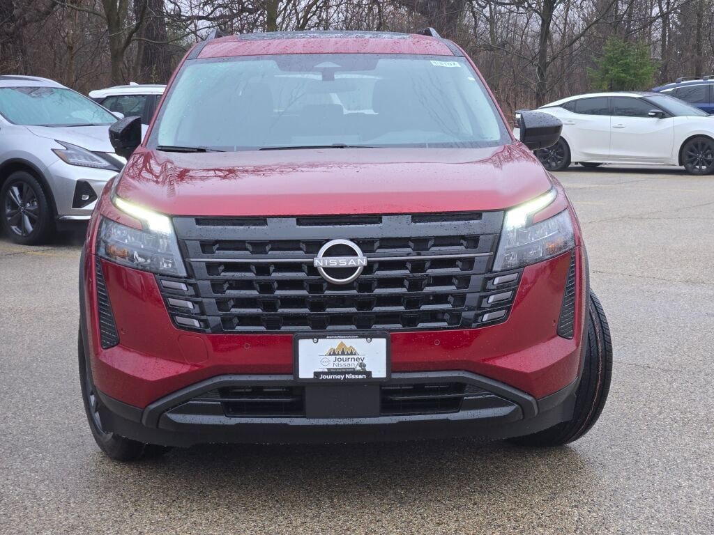 New 2026 Nissan Pathfinder SV w/ SV Premium Package image 4