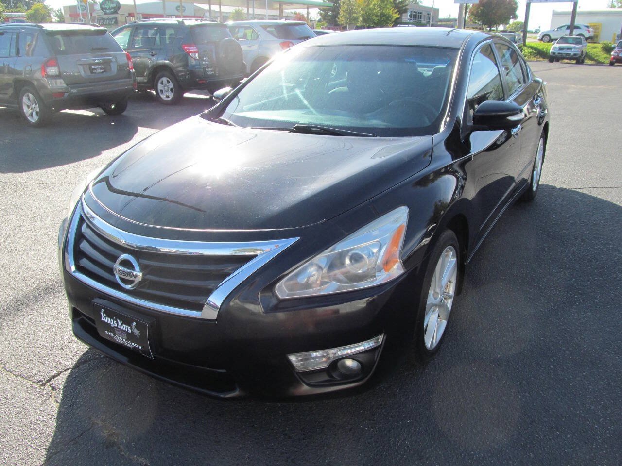 Used 2015 Nissan Altima 2.5 SV w/ Convenience Package