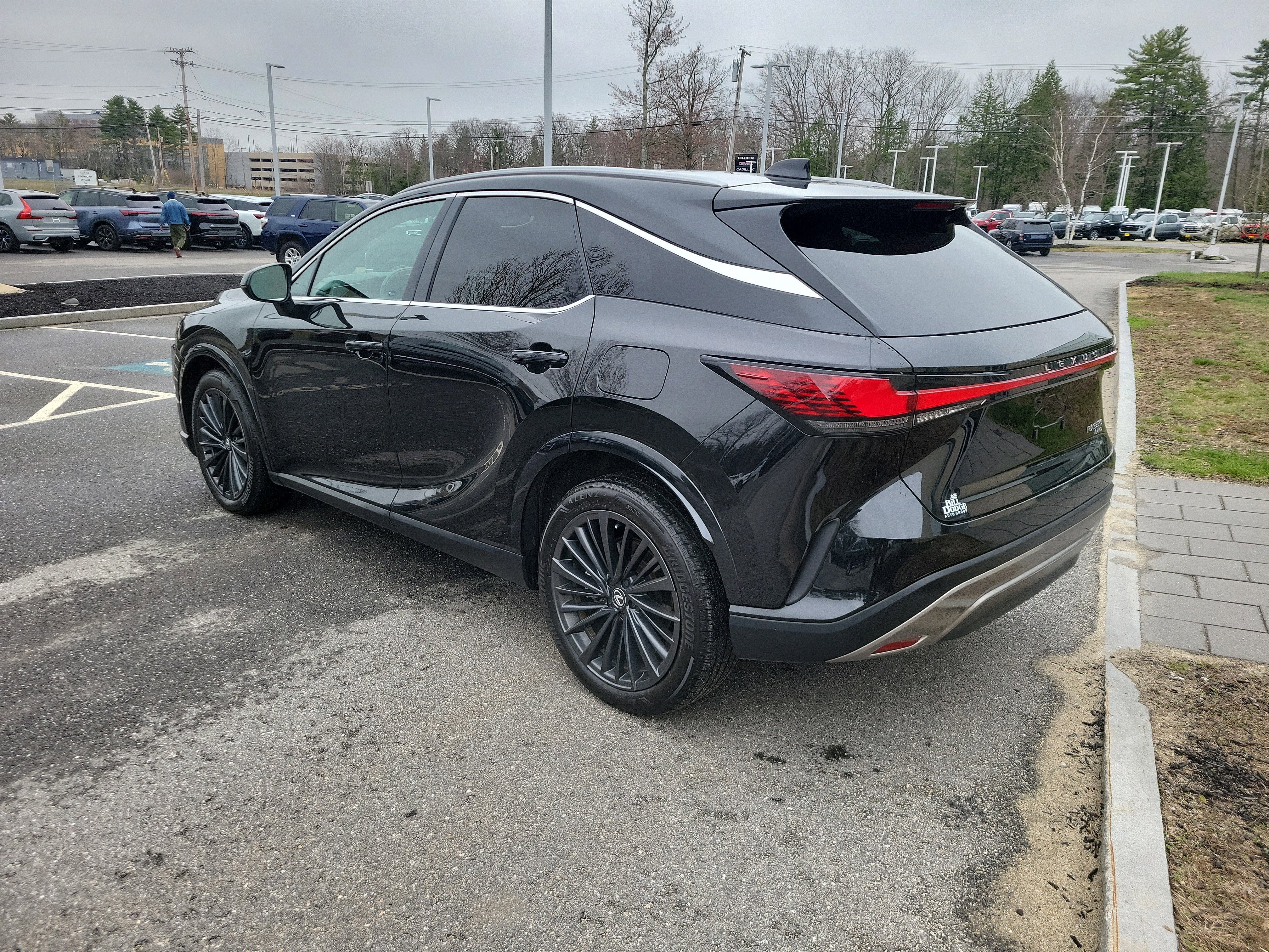 Used 2024 Lexus RX 350 Premium w/ Accessory Package (Z1) AWD/4WD image 5