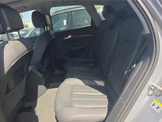 Used 2023 Audi Q5 2.0T Premium Plus w/ Premium Plus Package image 4