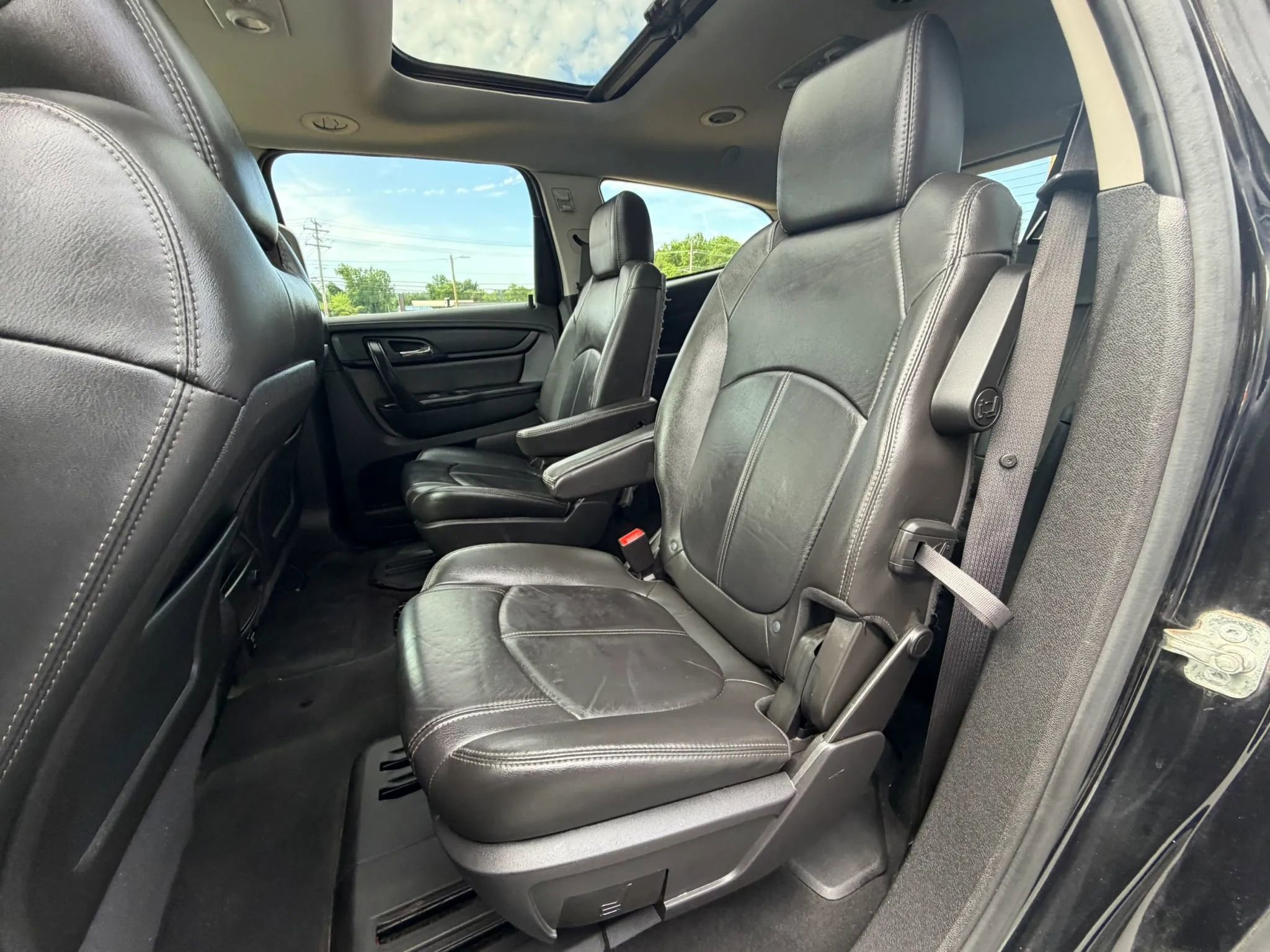 Used 2016 Chevrolet Traverse LT AWD/4WD image 11