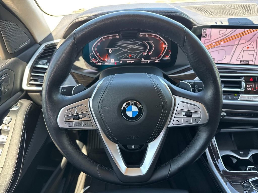 Used 2021 BMW X7 xDrive40i w/ Premium Package AWD/4WD image 11