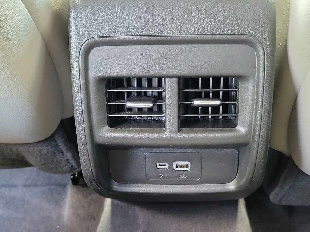 Used 2020 Cadillac XT4 Premium Luxury image 13