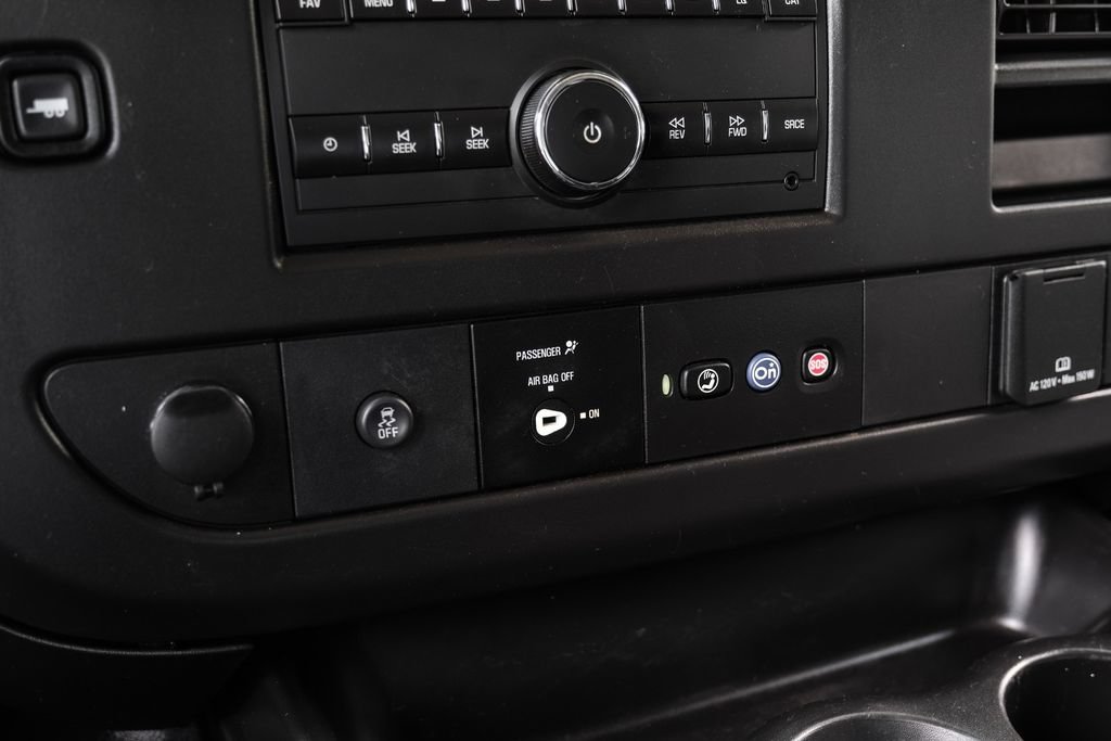 Used 2021 Chevrolet Express 2500 RWD image 20