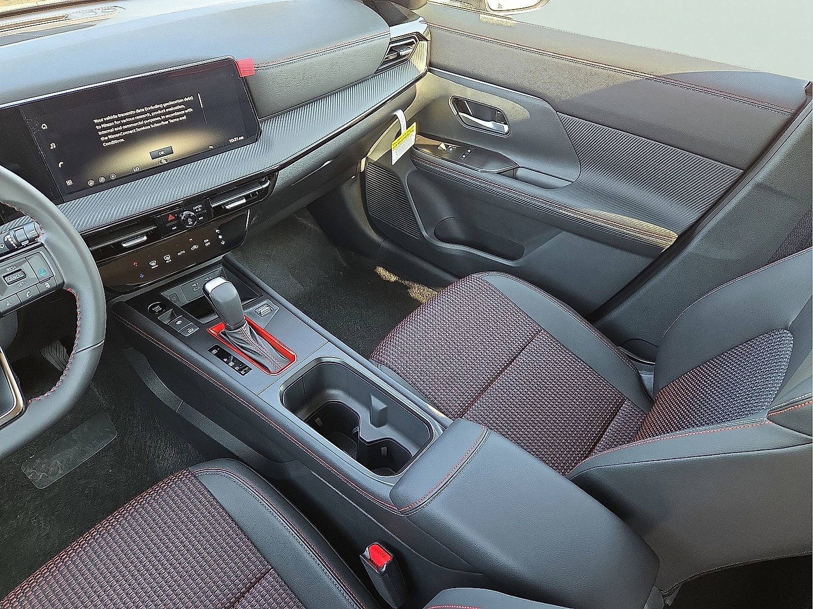 New 2026 Nissan Kicks SR FWD image 12