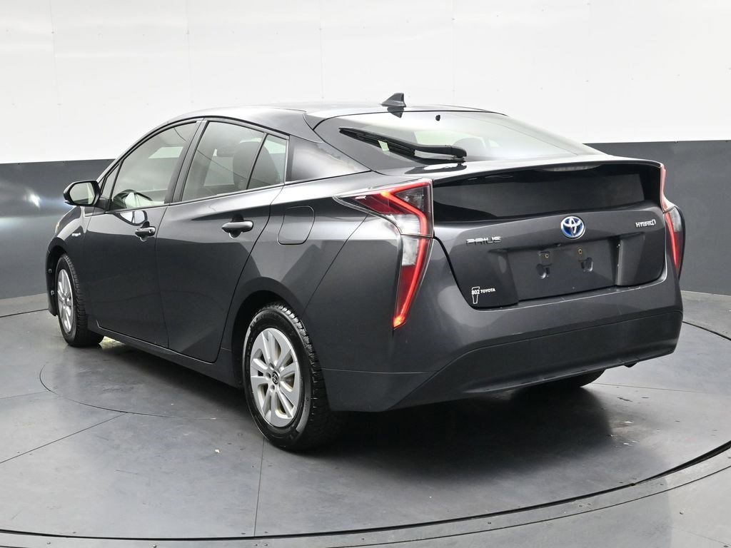 Used 2017 Toyota Prius Two image 5